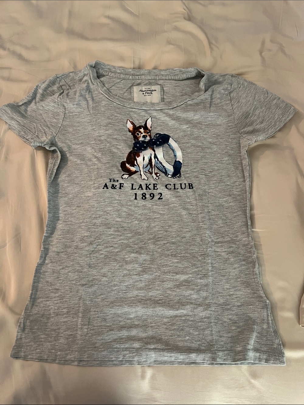 Abercrombie & Fitch T-Shirt - Medium - Dog with 3D Bowtie